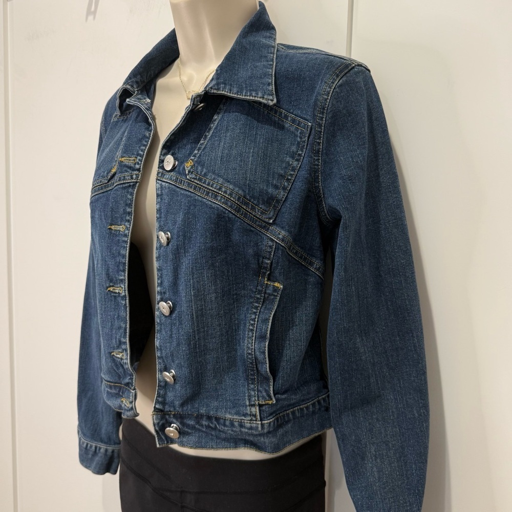 See By Chloe Cropped Denim Jean Jacket Size 6 Rhinestone Buttons Chic Classic - Picture 4 of 10